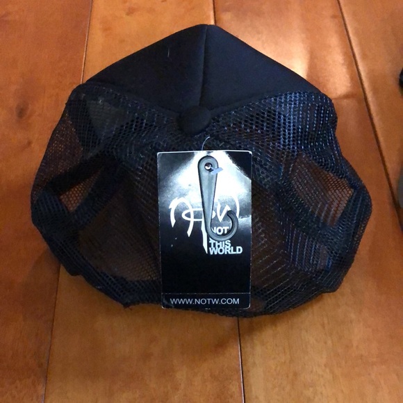 2 Men’s Hats - NWT - Picture 3 of 6